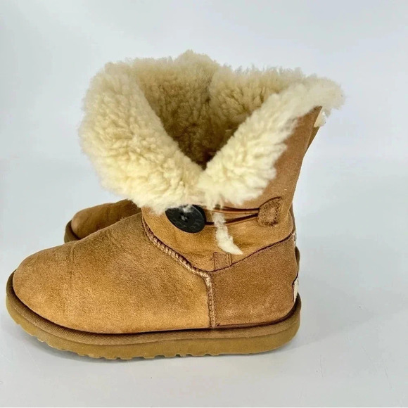 Ugg Bailey Button boot - Picture 3 of 8